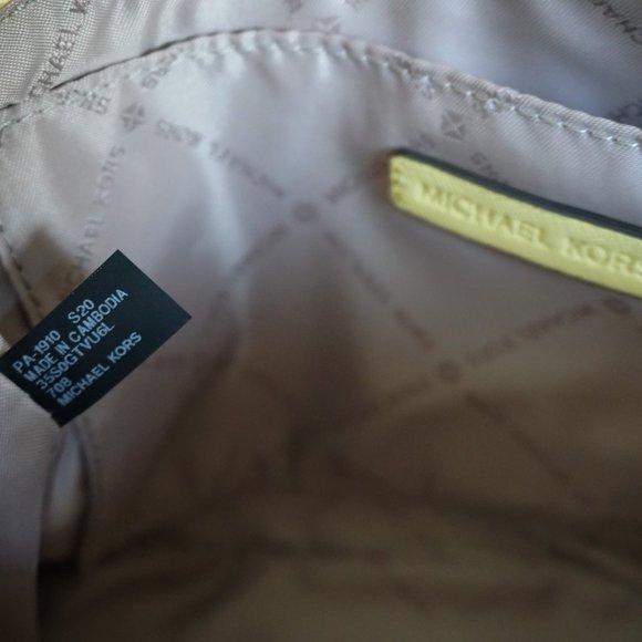 Michael Kors Jet Set M Pouchette Xbody Bg Sunshine - Picture 8 of 8